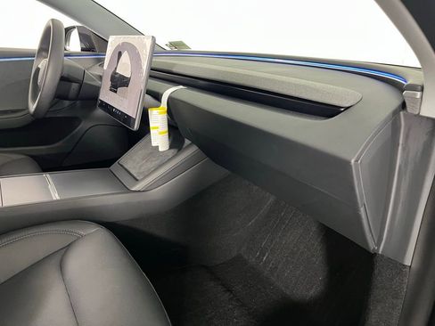 Used 2025 Tesla Model 3 Long Range image 34