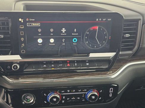 Used 2024 GMC Sierra 1500 Elevation image 25