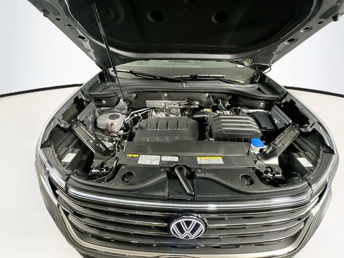 Used 2026 Volkswagen Atlas SE FWD image 34