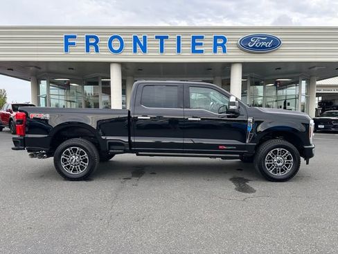Used 2024 Ford F350 Limited w/ FX4 Off-Road Package image 2
