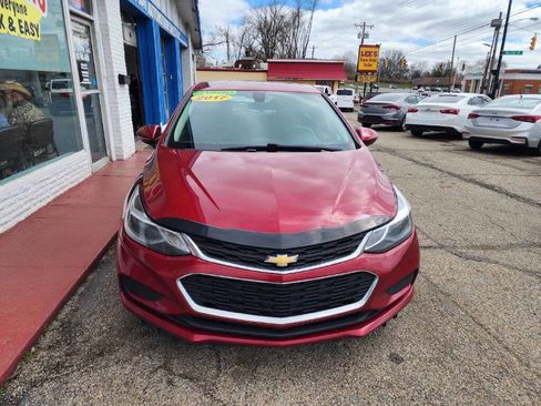 Used 2017 Chevrolet Cruze LT FWD image 7
