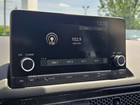 Used 2023 Honda Civic Sport image 16