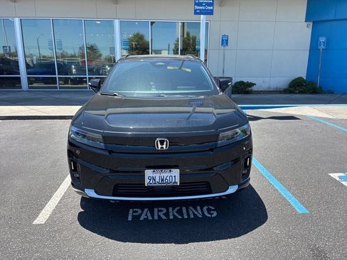 Used 2024 Honda Prologue Touring image 1