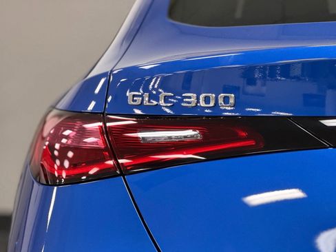 Certified 2025 Mercedes-Benz GLC 300 4MATIC image 13