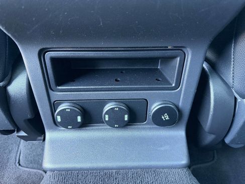 Used 2020 Jaguar F-PACE S image 31