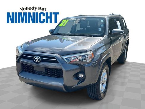 Used 2021 Toyota 4Runner SR5 Premium w/ Moonroof Package RWD image 1