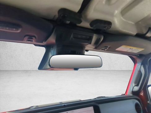 Used 2025 Jeep Wrangler Willys image 15