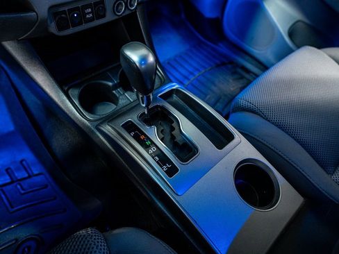 Used 2014 Toyota Tacoma 4x4 Double Cab image 50