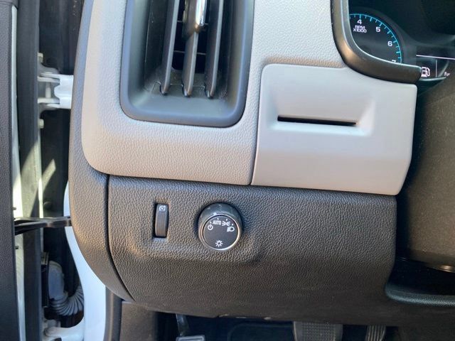 Used 2022 Chevrolet Colorado W/T w/ WT Convenience Package RWD image 24