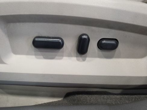 Used 2012 Ford Edge SEL FWD image 16