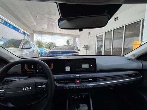 Used 2025 Kia K4 FWD image 34