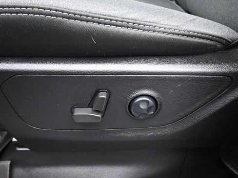 Used 2021 RAM 1500 Big Horn AWD/4WD image 12