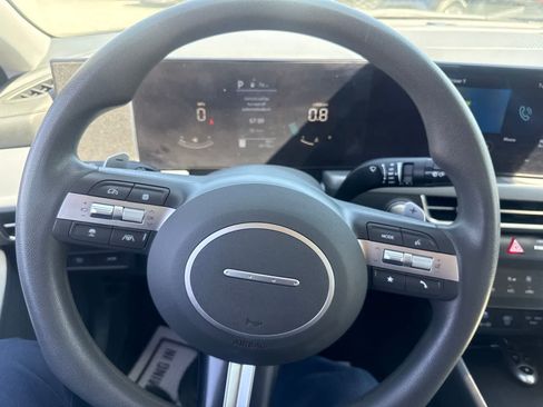 Used 2025 Hyundai Sonata SEL FWD image 22