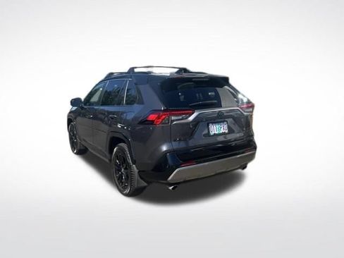 Used 2024 Toyota RAV4 XSE w/ Advanced Technology Package AWD/4WD image 9