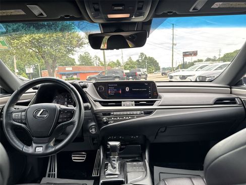 Used 2019 Lexus ES 350 F Sport w/ Accessory Package 2 FWD image 16