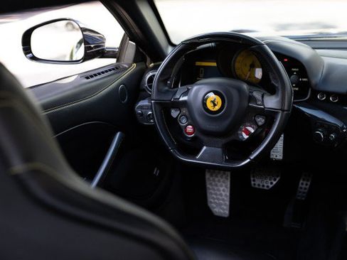 Used 2015 Ferrari F12 Berlinetta RWD image 54