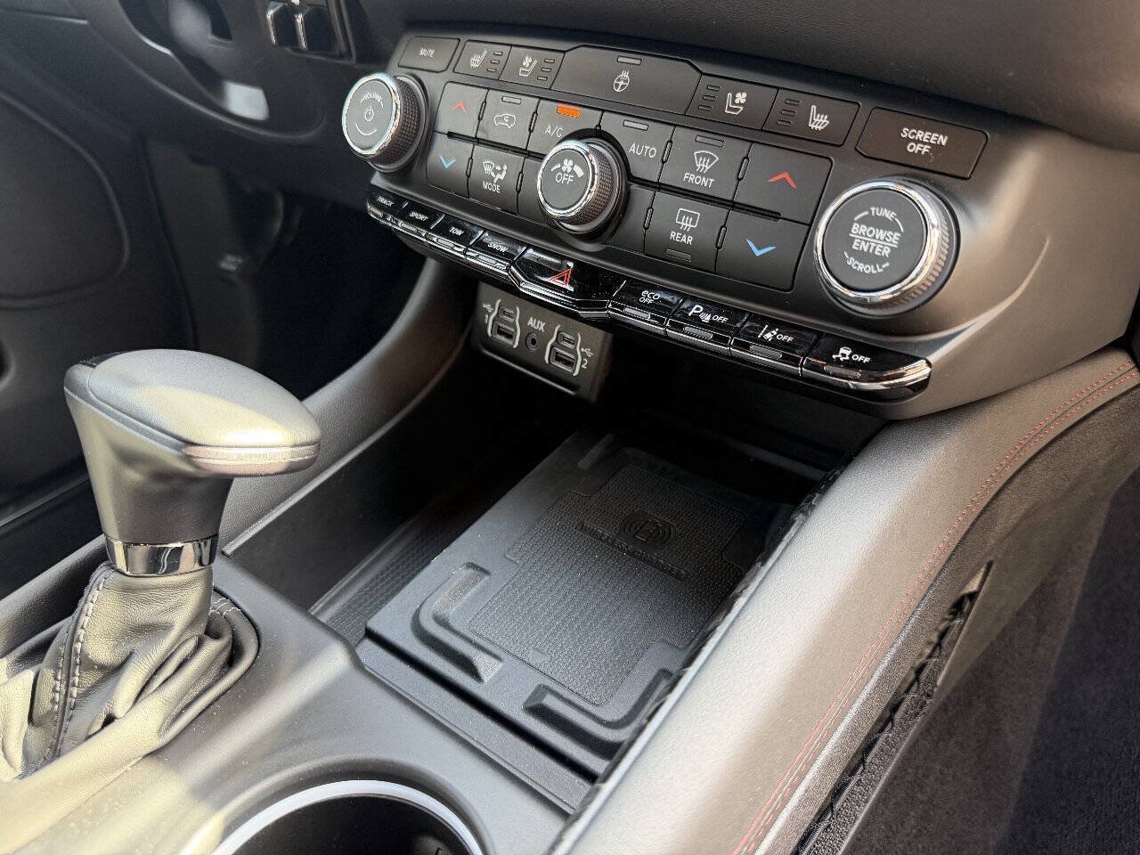 Used 2023 Dodge Durango R/T AWD/4WD image 28