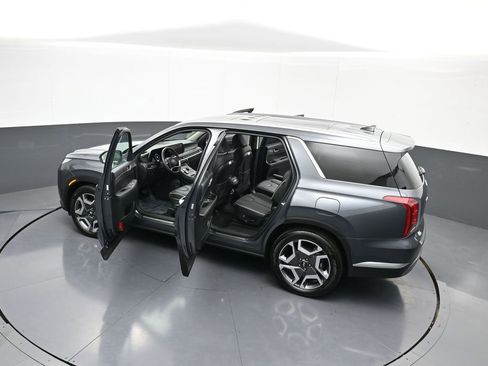 Certified 2025 Hyundai Palisade Limited image 49