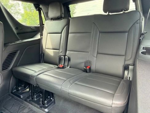 Used 2023 Chevrolet Tahoe High Country AWD/4WD image 9