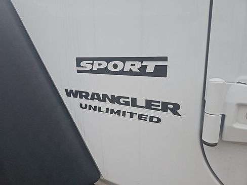 Used 2016 Jeep Wrangler Unlimited Sport w/ Quick Order Package 24S image 16