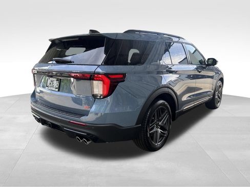 Used 2025 Ford Explorer ST w/ Sun And Sound Package AWD/4WD image 5