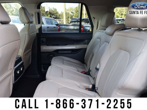 Used 2024 Ford Expedition Max Limited image 21