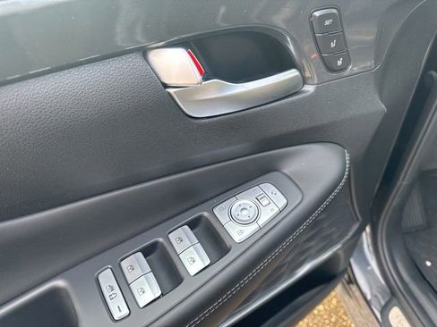 Used 2023 Hyundai Santa Fe Calligraphy image 24