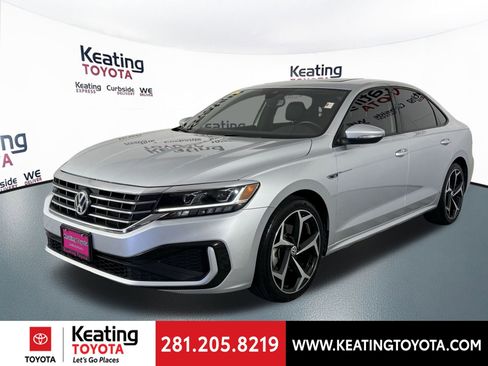 Used 2021 Volkswagen Passat 2.0T R-Line image 9