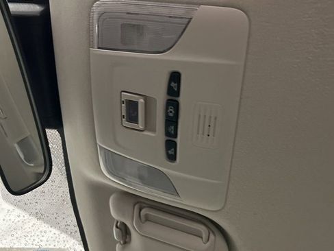 Used 2022 Toyota Corolla LE image 24