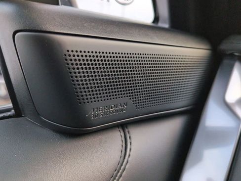 New 2026 Land Rover Range Rover SE image 31