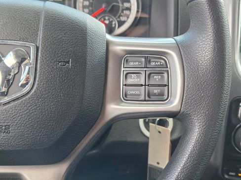 Used 2024 RAM 1500 Classic SLT AWD/4WD image 31