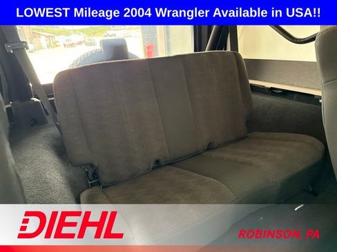 Used 2004 Jeep Wrangler 4WD image 8