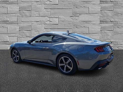 Certified 2025 Ford Mustang Coupe RWD image 7