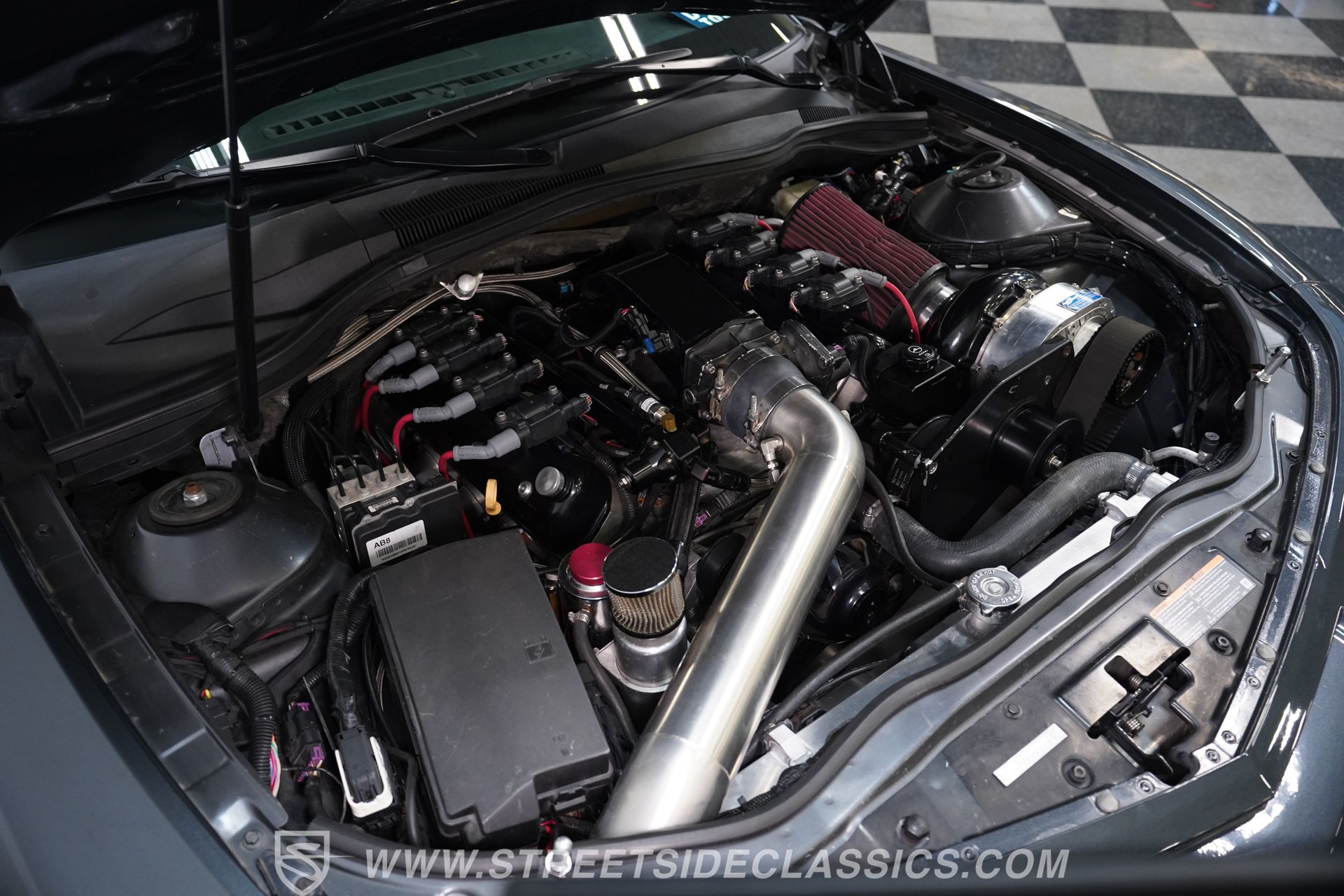 Used 2010 Chevrolet Camaro SS w/ RS Package RWD image 33