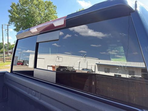 Used 2020 Chevrolet Silverado 1500 LT Trail Boss image 14