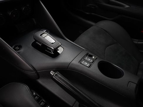 Used 2024 Nissan Z Performance w/ Floor Mat Package RWD image 5