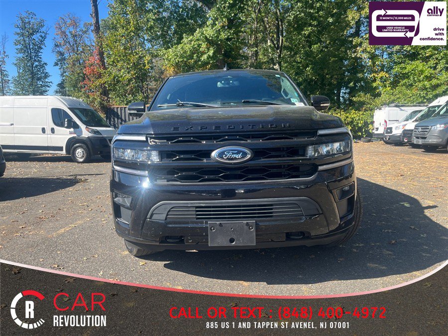 Used 2023 Ford Expedition Max Limited AWD/4WD image 2