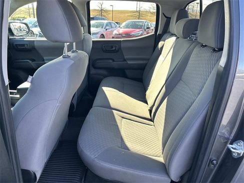 Used 2022 Toyota Tacoma SR image 16