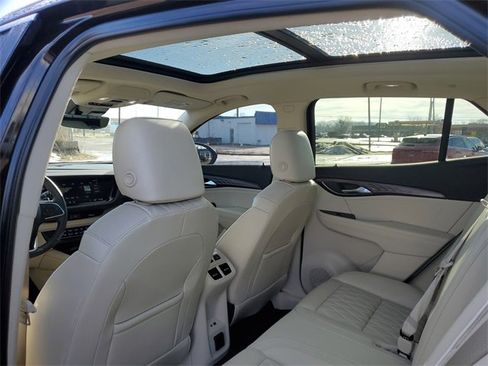 Certified 2023 Buick Envision Avenir image 28
