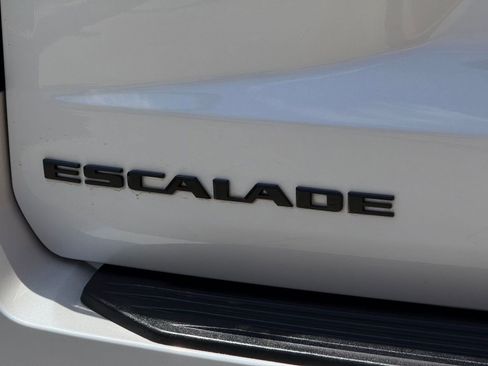 Used 2021 Cadillac Escalade ESV Sport w/ Driver Assist Tech Package RWD image 20