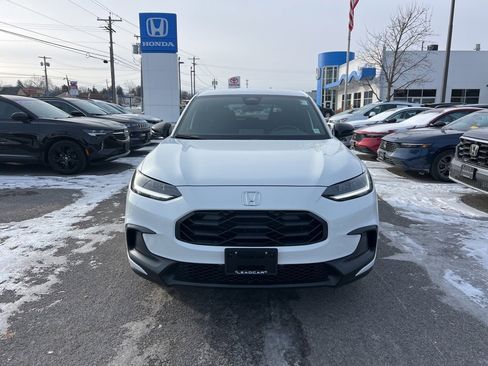 Certified 2026 Honda HR-V Sport image 8