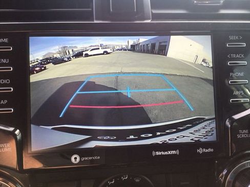 Certified 2022 Toyota 4Runner TRD Off-Road image 22