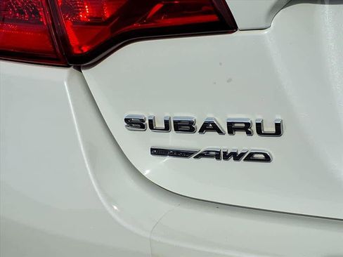 Used 2016 Subaru Legacy 2.5i Premium w/ Popular Package #3 image 16