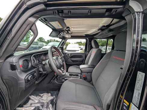 Used 2024 Jeep Wrangler Unlimited Rubicon image 15