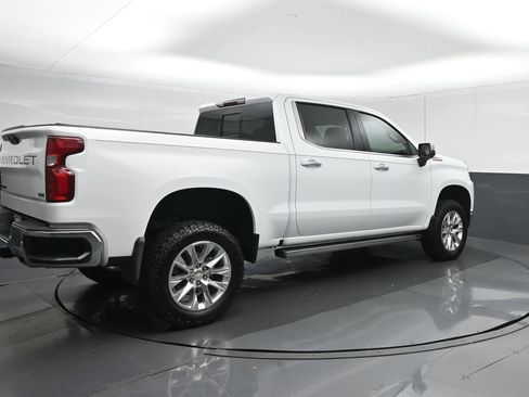 Used 2021 Chevrolet Silverado 1500 LTZ w/ Safety Package II AWD/4WD image 7