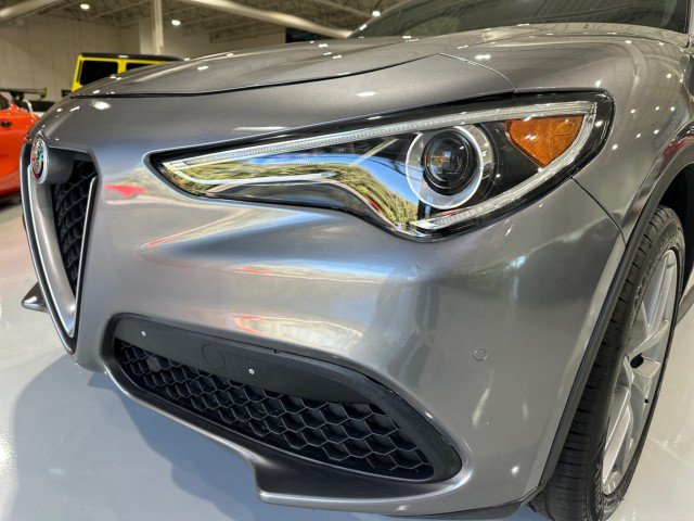 Used 2018 Alfa Romeo Stelvio Ti Sport AWD/4WD image 23