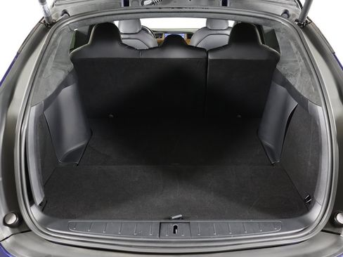 Used 2020 Tesla Model X Long Range image 19