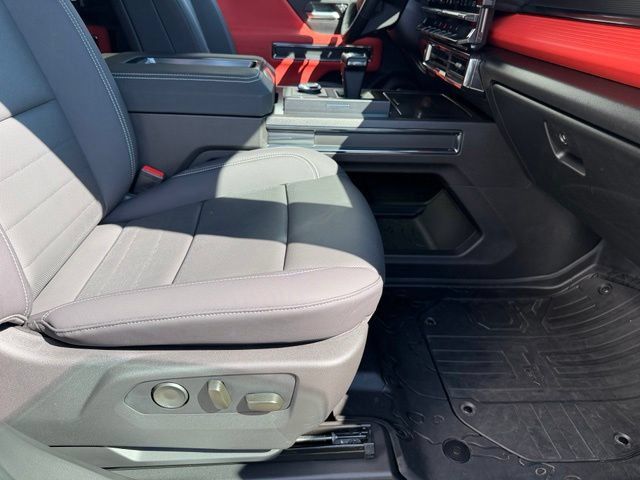 Certified 2026 GMC Hummer EV 3X w/ Carbon Fiber Edition Package AWD/4WD image 16
