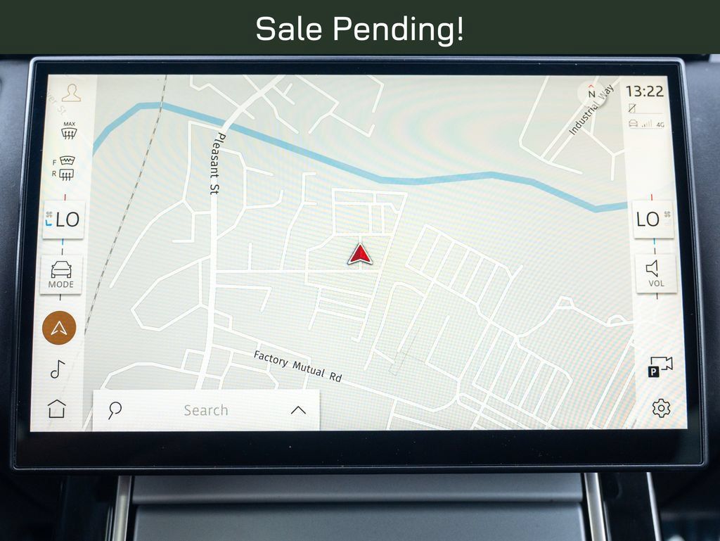 Used 2024 Land Rover Range Rover Velar S AWD/4WD image 29