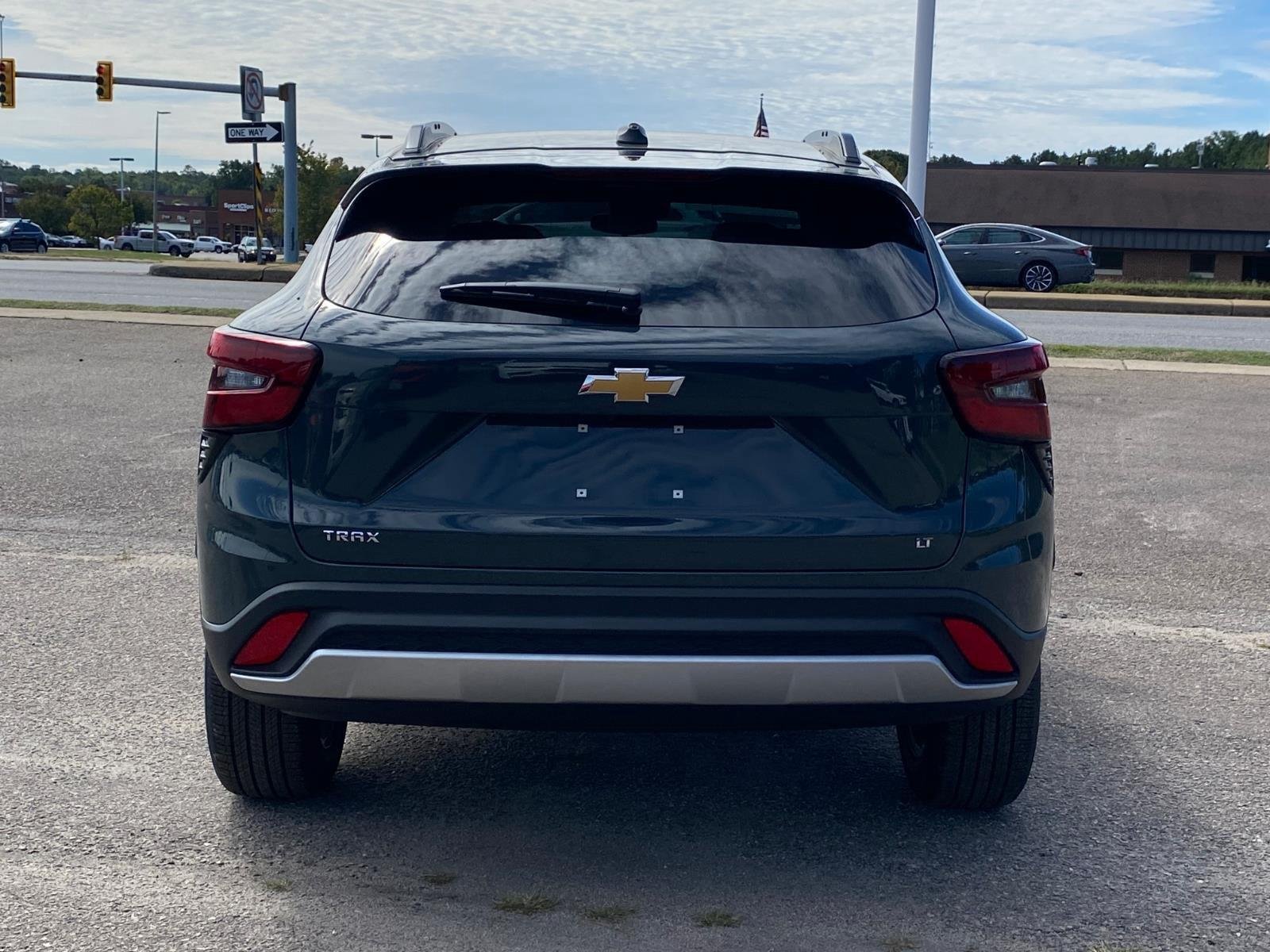 New 2026 Chevrolet Trax LT FWD image 5